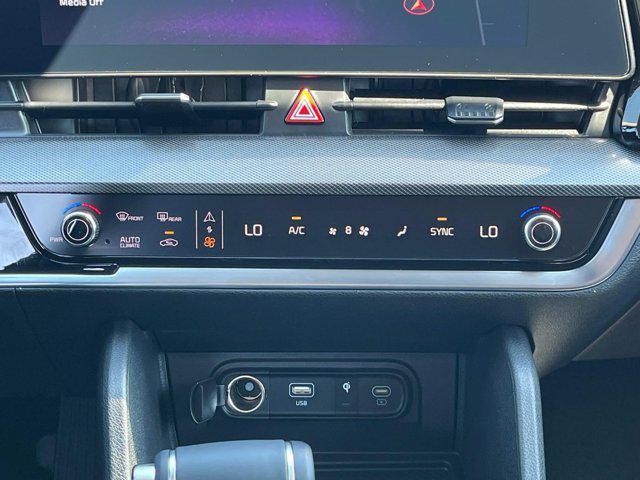 new 2025 Kia Sportage car, priced at $36,360