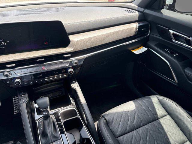 new 2025 Kia Telluride car, priced at $51,095