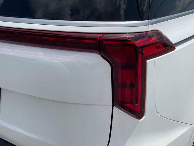 new 2025 Kia Carnival Hybrid car, priced at $44,845