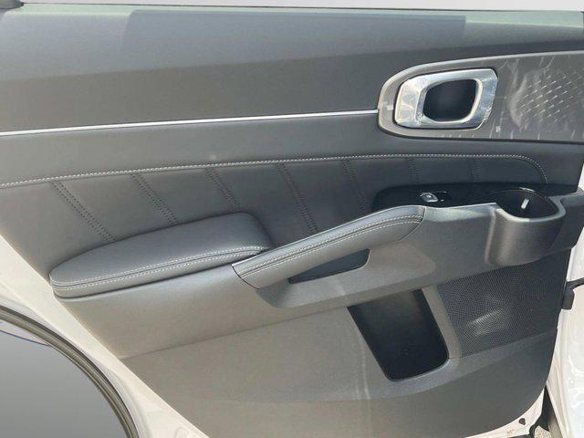 new 2025 Kia Sorento car, priced at $40,785