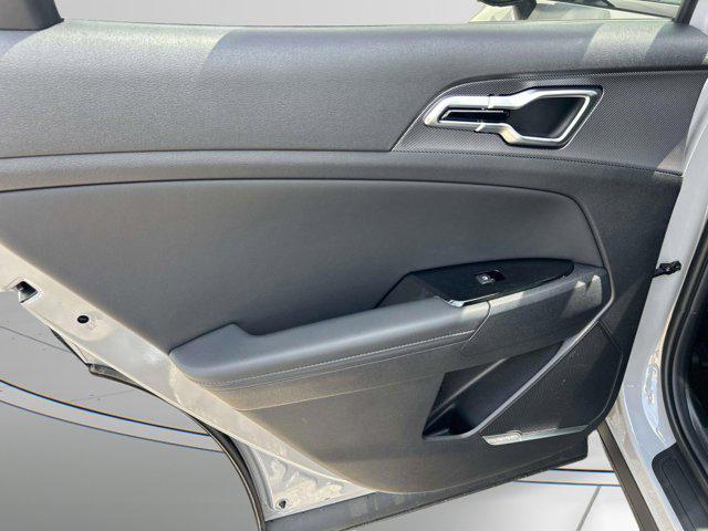 new 2025 Kia Sportage car, priced at $37,580