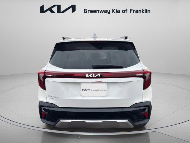 new 2025 Kia Seltos car, priced at $27,720