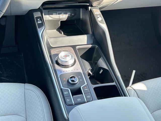 new 2025 Kia Sorento Hybrid car, priced at $40,148