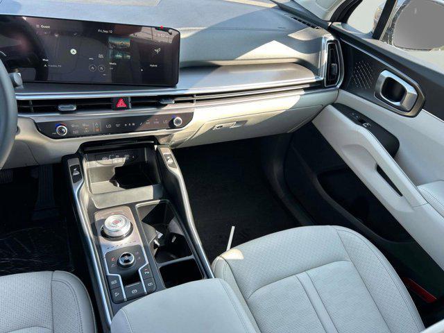 new 2025 Kia Sorento Hybrid car, priced at $40,148
