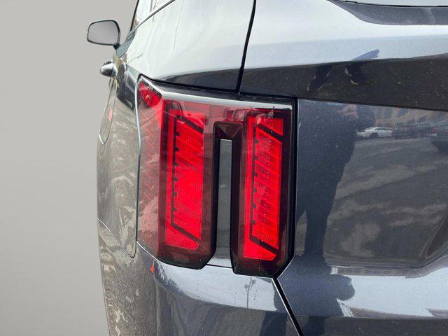 new 2025 Kia Sorento car, priced at $31,590