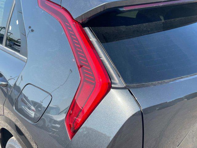 new 2025 Kia Niro car, priced at $32,140