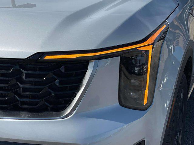 new 2025 Kia Sorento Hybrid car, priced at $45,490