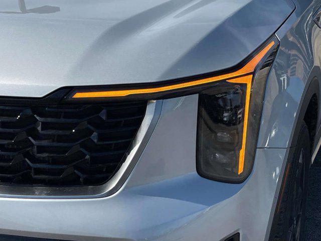 new 2025 Kia Sorento Hybrid car, priced at $45,990