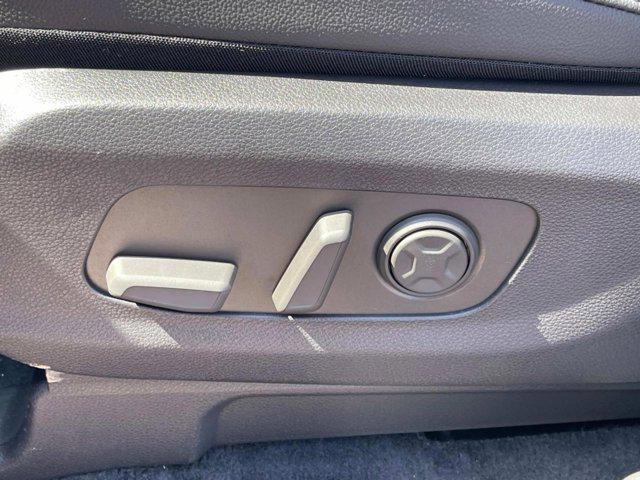 new 2026 Kia Carnival car, priced at $53,285