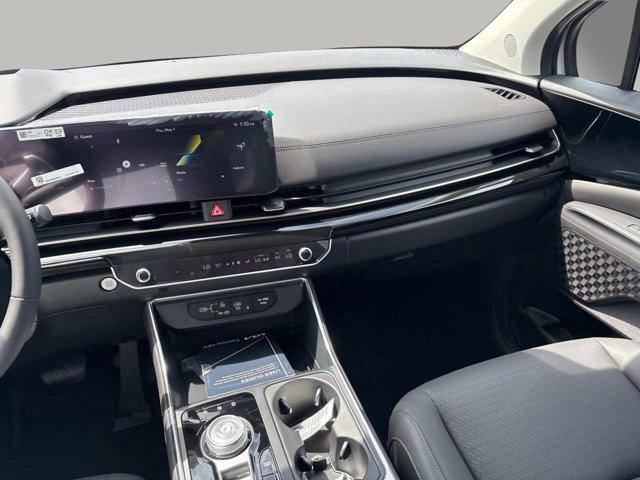 new 2025 Kia Carnival Hybrid car, priced at $56,175