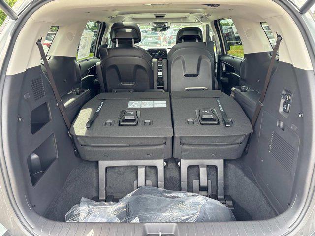 new 2025 Kia Carnival Hybrid car, priced at $56,175