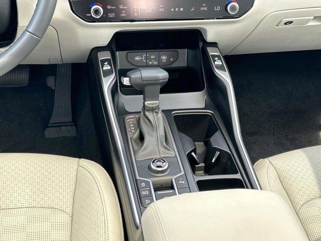 new 2025 Kia Sorento car, priced at $37,083