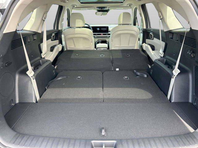 new 2025 Kia Sorento car, priced at $37,083