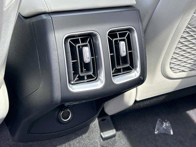 new 2025 Kia Sorento car, priced at $37,460
