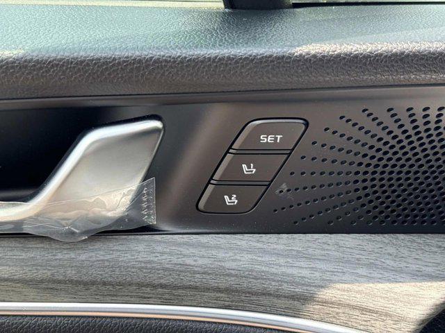 new 2025 Kia K5 car, priced at $35,325