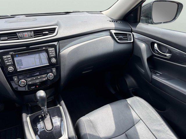 used 2014 Nissan Rogue car, priced at $10,000