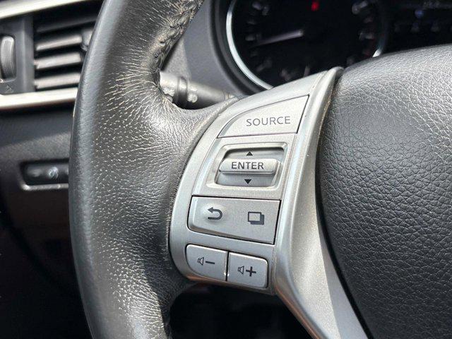 used 2014 Nissan Rogue car, priced at $10,000