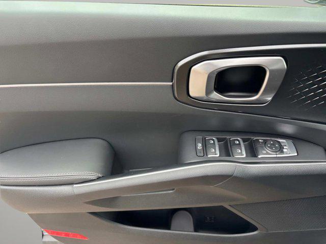 new 2025 Kia Sorento car, priced at $36,690