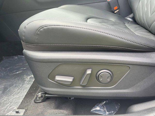 new 2024 Kia Sportage car, priced at $31,400