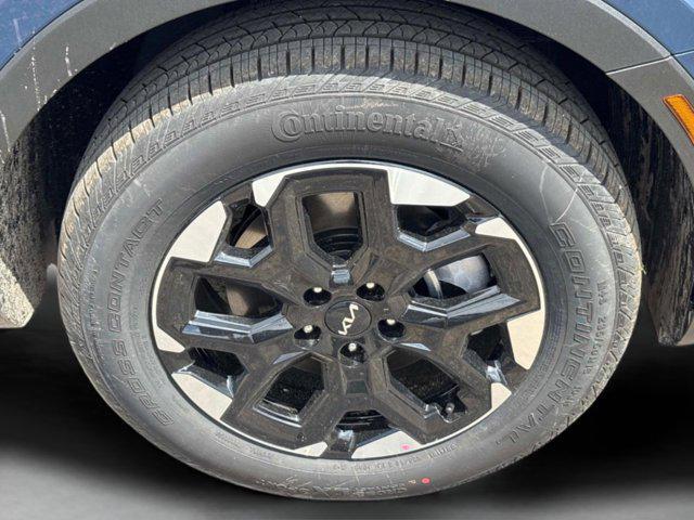 new 2025 Kia Sorento car, priced at $37,005