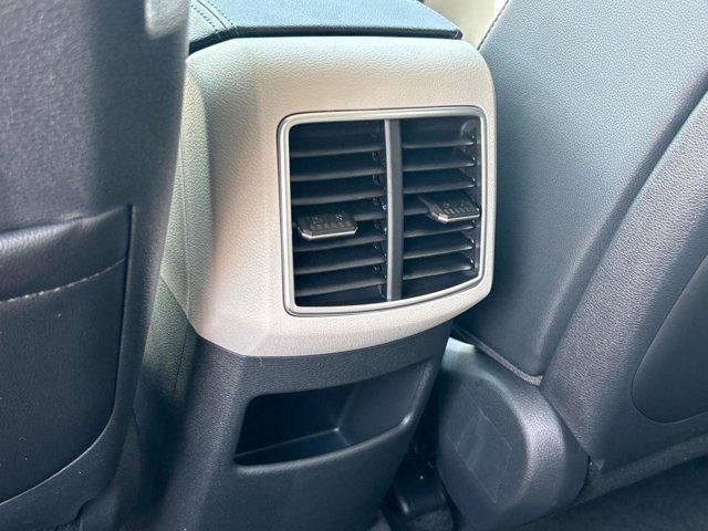 new 2025 Kia Sportage Hybrid car, priced at $33,200