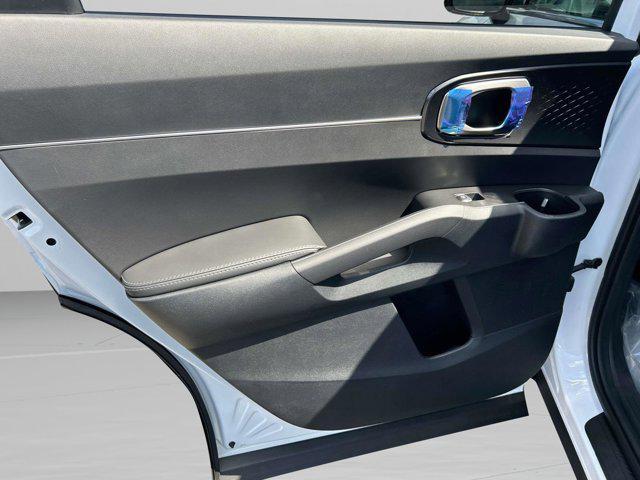 new 2025 Kia Sorento car, priced at $35,257