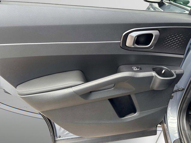 new 2025 Kia Sorento car, priced at $40,380