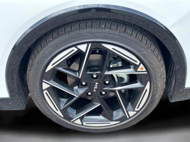 new 2025 Kia K4 car, priced at $24,647