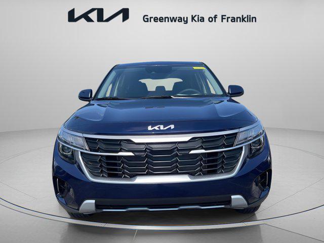 new 2025 Kia Seltos car, priced at $25,025