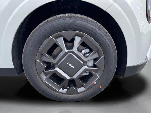 new 2026 Kia Carnival Hybrid car, priced at $43,260