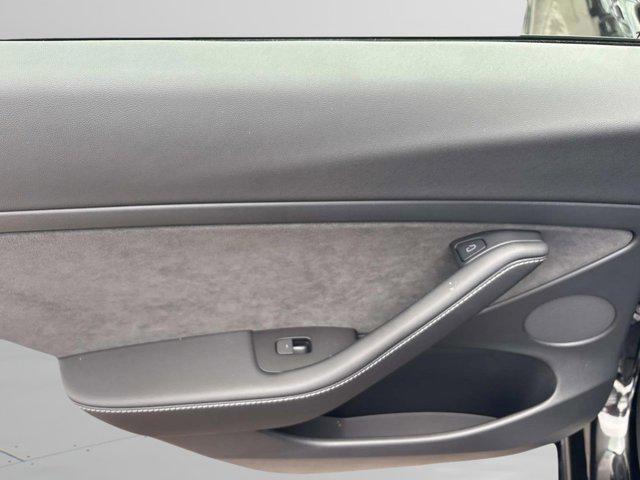 used 2022 Tesla Model 3 car, priced at $30,500