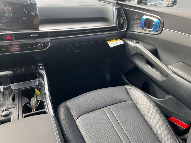 new 2025 Kia Sorento car, priced at $38,325