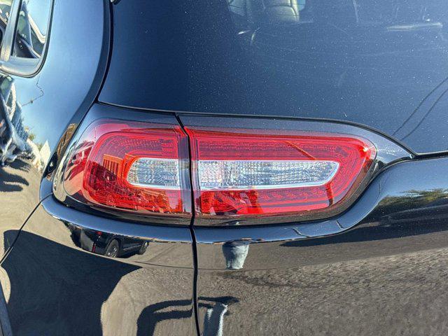 used 2018 Jeep Cherokee car, priced at $13,300