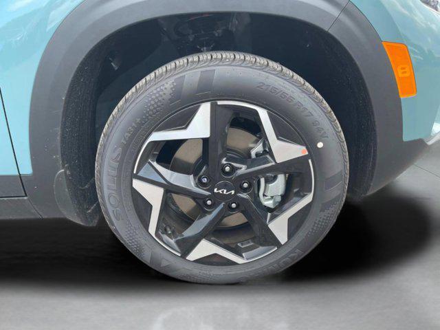 new 2025 Kia Seltos car, priced at $27,780