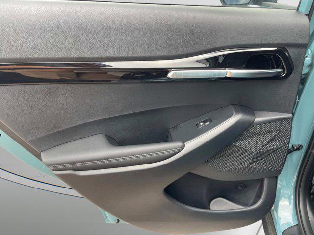 new 2025 Kia Seltos car, priced at $27,780