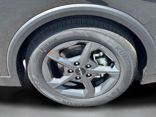 new 2025 Kia K4 car, priced at $23,840