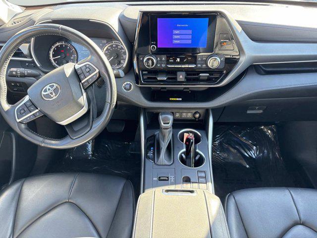 used 2023 Toyota Highlander car, priced at $36,060