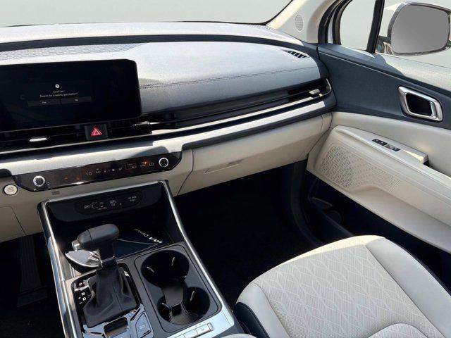 new 2025 Kia Carnival car, priced at $42,695