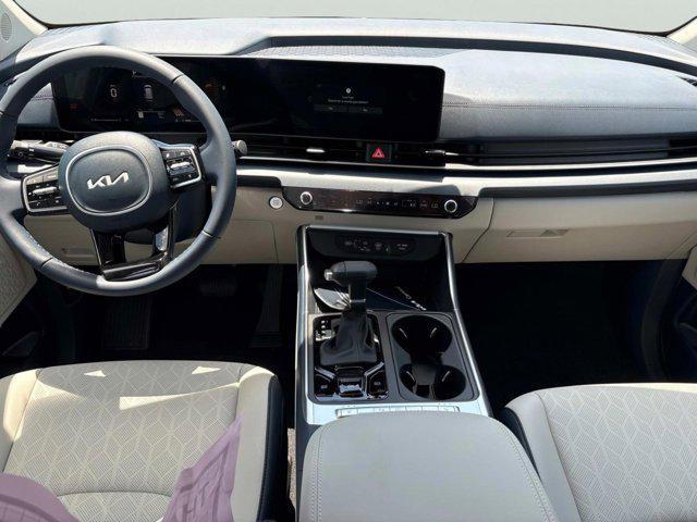 new 2025 Kia Carnival car, priced at $42,695