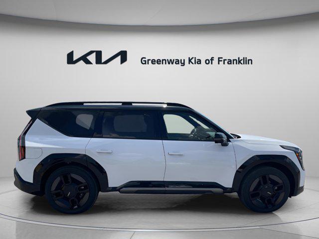 new 2026 Kia EV9 car, priced at $77,010