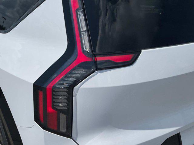 new 2026 Kia EV9 car, priced at $77,010