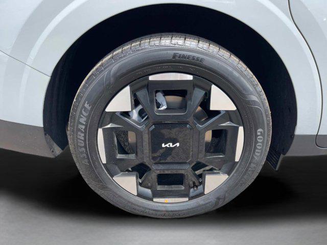 new 2026 Kia Carnival car, priced at $43,385