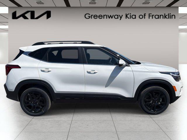 new 2025 Kia Seltos car, priced at $30,000