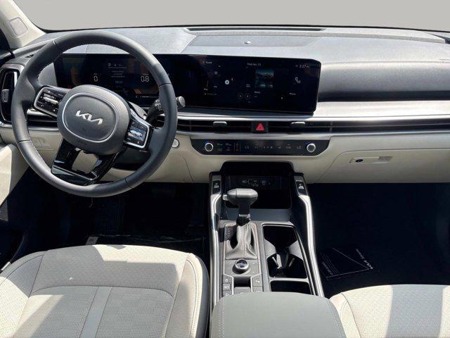 new 2025 Kia Sorento car, priced at $39,575