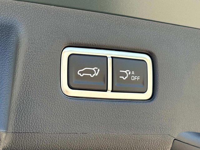 new 2025 Kia Sorento Hybrid car, priced at $38,438