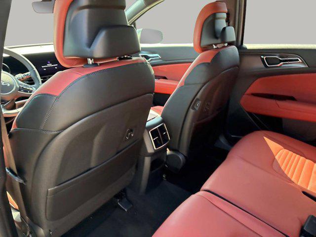 new 2025 Kia Sportage car, priced at $37,005