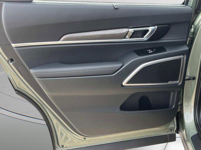 new 2025 Kia Telluride car, priced at $48,555