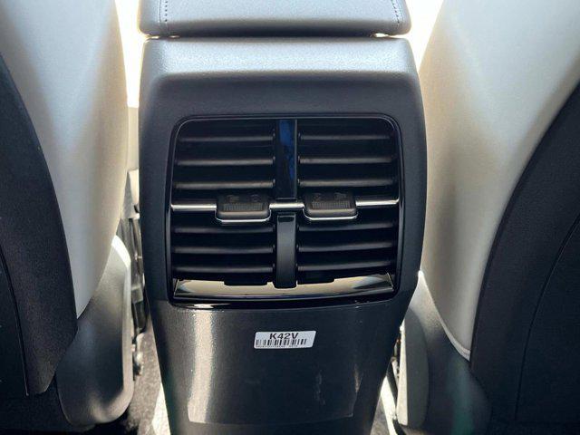 new 2025 Kia Niro car, priced at $30,340