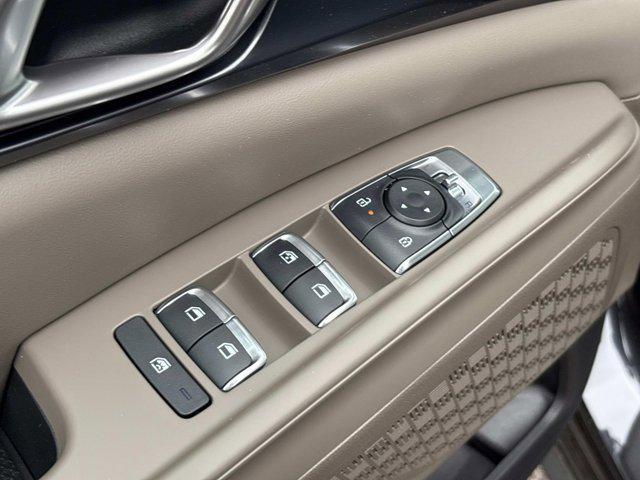 new 2025 Kia Carnival car, priced at $40,065