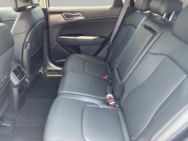 new 2025 Kia Sportage car, priced at $32,005